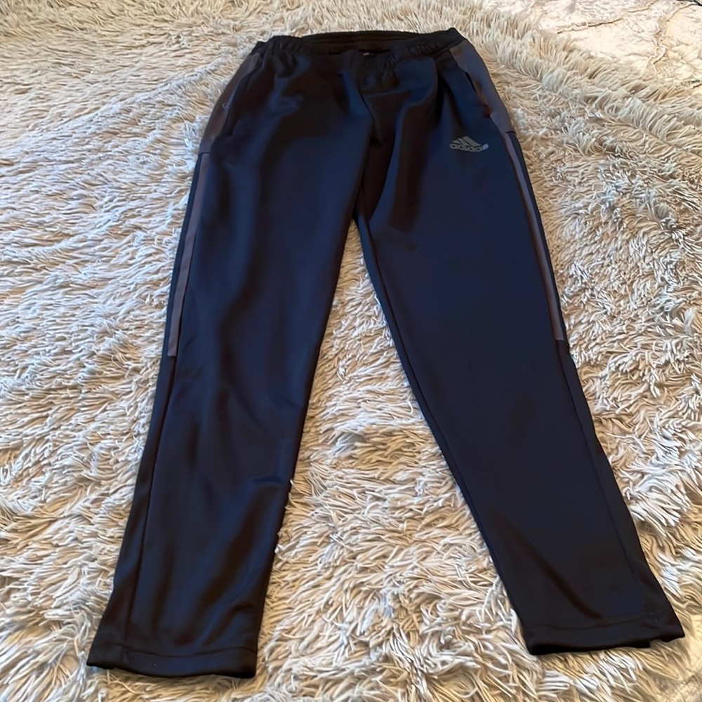 Adidas sweatpants